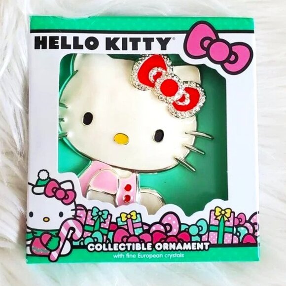 Hello Kitty Collectible Ornament Wearing Pink Dress & A Red Bow - Picture 1 of 9